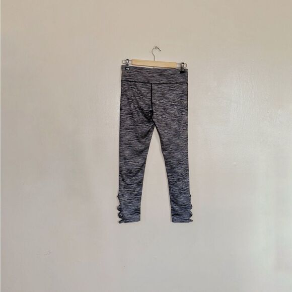 Gray Inspired Hearts Active Leggings Size S EUC - Picture 2 of 6